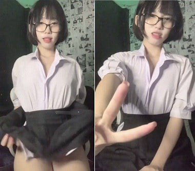 Cô bé học sinh ngực nhỏ bị đụ