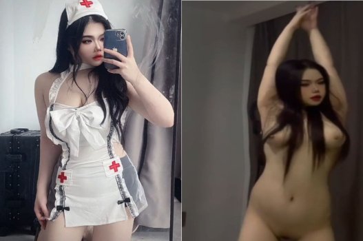 Y tá phục vụ khách hàng trên giường